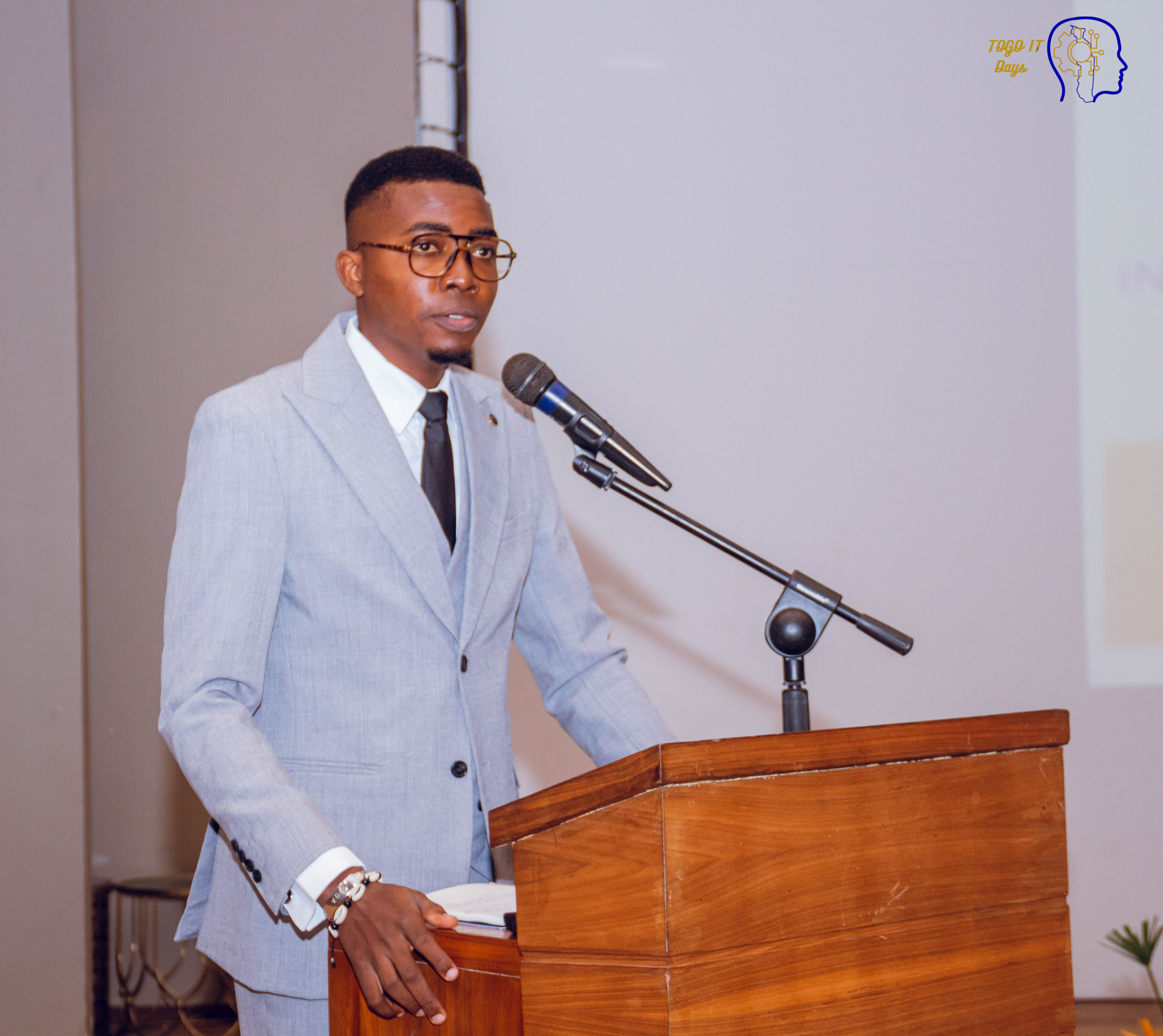 Image Mr KOFFI (32 sur 41).jpg